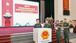 Từ thành phố đến vùng biên, Đồng Tháp tưng bừng trong ngày hội bầu cử