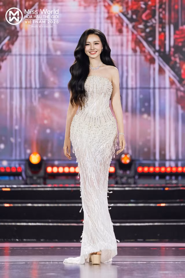 khanhnhu.jpg