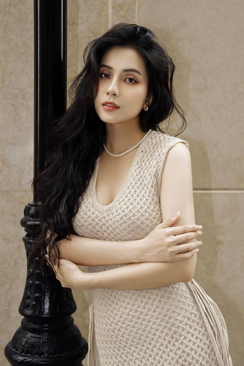 Gần đây, nam ca sĩ Jack nộp đơn tố cáo Thiên An tung tin sai sự thật, khẳng định bị tình cũ ngăn cản thăm nom con gái chung Yên Đan. Mới nhất, phía Thiên An có động thái đáp trả giọng ca sinh năm 1997. Ảnh: FB Thiên An. an1.jpg