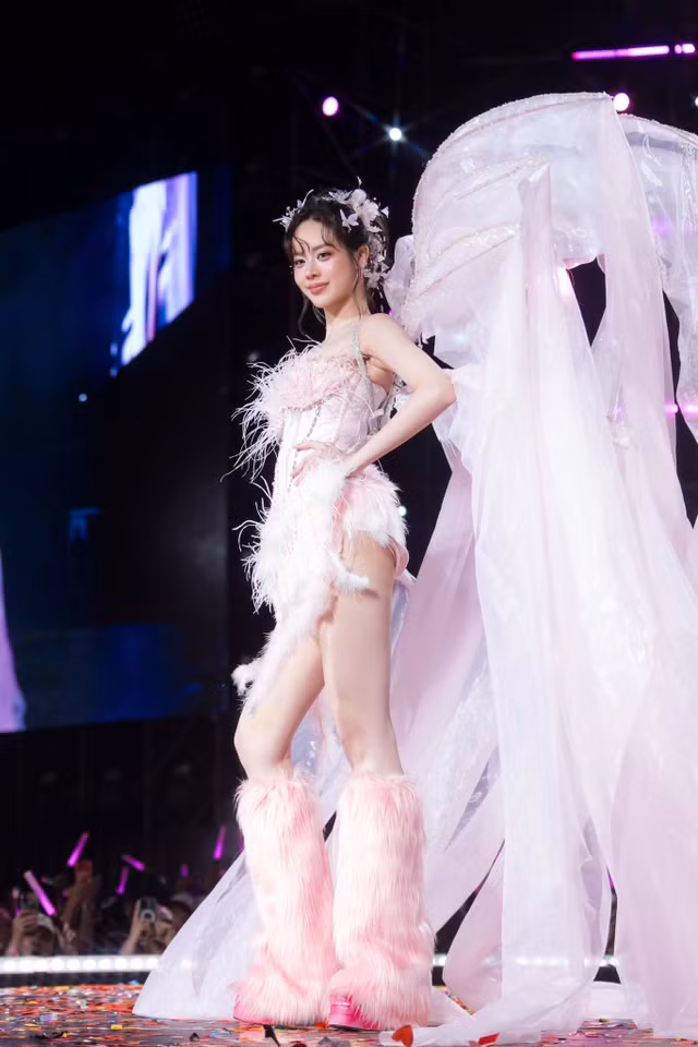 thanhthuy2.jpg