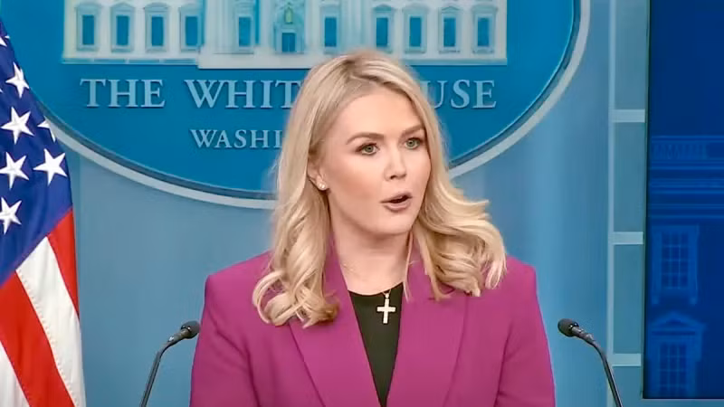 Iran đóng cửa eo biển Hormuz giữa ngừng bắn, Mỹ phản ứng sao?