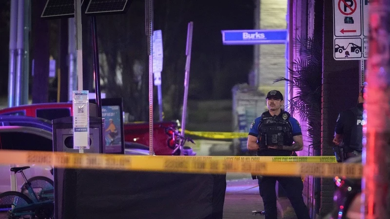 Xả súng tại hộp đêm ở Mỹ, 9 người bị thương