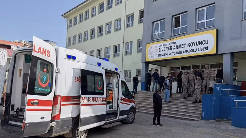 Diễn biến vụ xả súng trường học Thổ Nhĩ Kỳ, 17 người thương vong