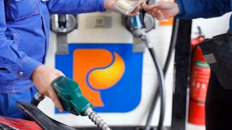 Đề xuất tạm ứng ngân sách 4.000 - 5.000 đồng mỗi lít xăng dầu