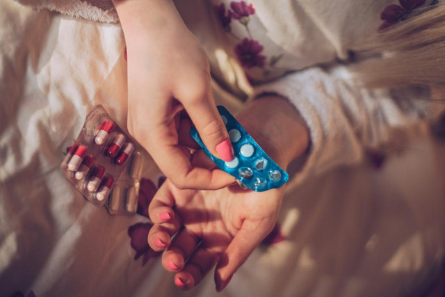 Lạm dụng thuốc tự điều trị mất ngủ hậu Covid, bệnh càng trầm trọng hơn - Hình 2 Lam dung thuoc tu dieu tri mat ngu hau Covid, benh cang tram trong hon-Hinh-2