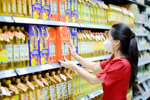 KDC: Doanh thu và lợi nhuận sụt giảm, vẫn đứng đầu ngành kem - Hình 3 KDC: Doanh thu va loi nhuan sut giam, van dung dau nganh kem-Hinh-3