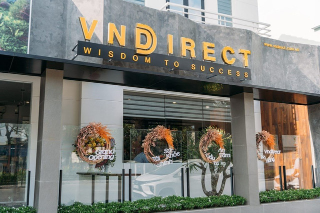 VNDirect phát hành 305 triệu cổ phiếu, nâng vốn vượt 15.000 tỷ đồng VNDirect phat hanh 305 trieu co phieu, nang von vuot 15.000 ty dong