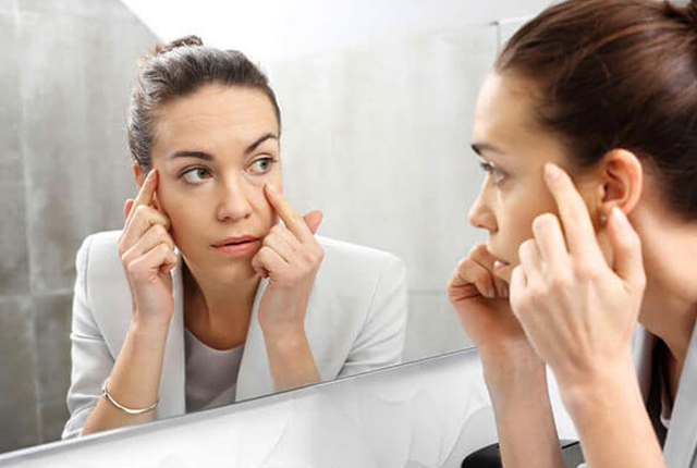 Bác sĩ chỉ cách chăm sóc da cho người ngồi phòng máy lạnh Bac si chi cach cham soc da cho nguoi ngoi phong may lanh