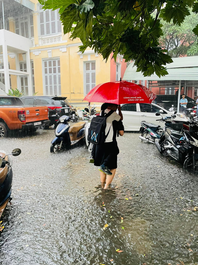 TPHCM: Công tác chống ngập mới chỉ nhỏ lẻ, chưa có tầm nhìn dài hơi TPHCM: Cong tac chong ngap moi chi nho le, chua co tam nhin dai hoi
