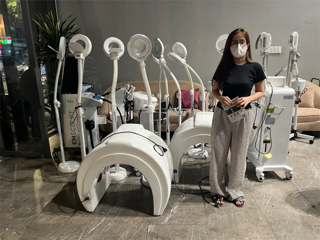 Nhóm nhân viên spa có hành vi lừa đảo, cưỡng đoạt tài sản khách hàng - Hình 2 Nhom nhan vien spa co hanh vi lua dao, cuong doat tai san khach hang-Hinh-2