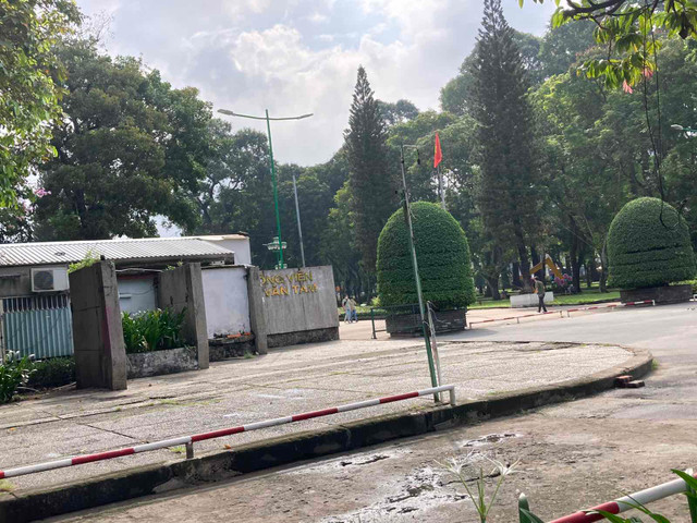 Bao nhiêu năm nữa TP HCM mới có bãi đậu xe ngầm? - Hình 3 Bao nhieu nam nua TP HCM moi co bai dau xe ngam?-Hinh-3