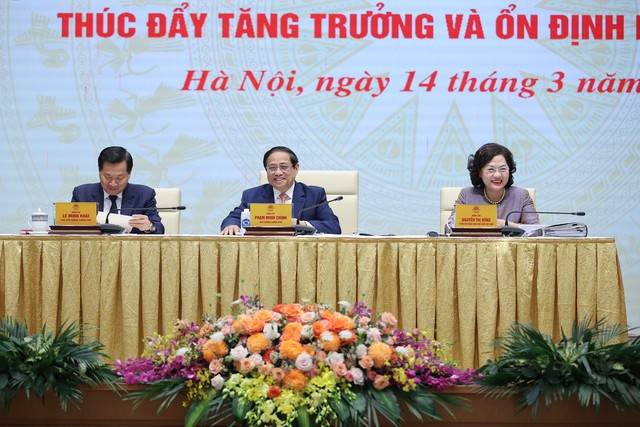 Thủ tướng chủ trì hội nghị về chính sách tiền tệ, tháo gỡ khó khăn cho doanh nghiệp Thu tuong chu tri hoi nghi ve chinh sach tien te, thao go kho khan cho doanh nghiep