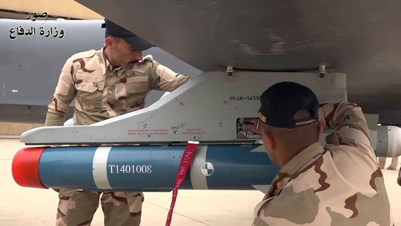 Mổ xẻ UAV CH-4 Trung Quốc 'nhái' hàng Mỹ - Hình 10 Mo xe UAV CH-4 Trung Quoc 'nhai' hang My-Hinh-10