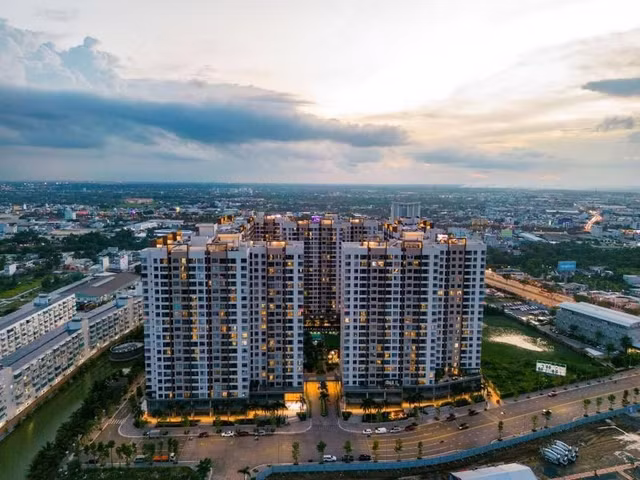 Gia hop ly cua NLG tai thoi diem cuoi nam 2024 la 45.000 dong/co phieu