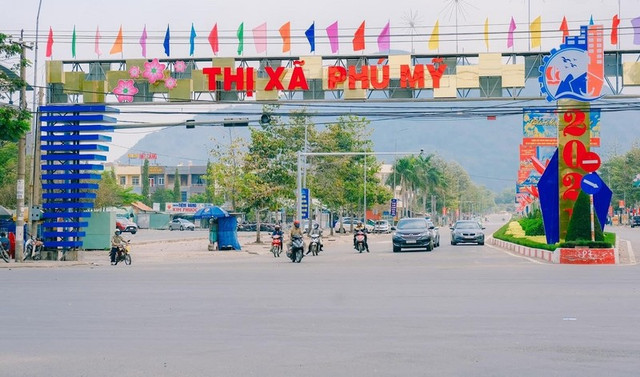Xây dựng Tâm Vũ không đối thủ ở gói thầu của Phòng Kinh tế thị xã Phú Mỹ Xay dung Tam Vu khong doi thu o goi thau cua Phong Kinh te thi xa Phu My