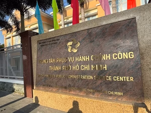 trung-tam-hanh-chinh-cong-1.jpg