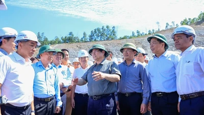 Thủ tướng yêu cầu sớm vận hành cao tốc Quảng Ngãi - Hoài Nhơn