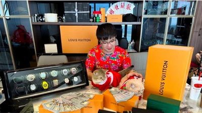 Siêu xe, đồng hồ, tiền, vàng “khủng” thu giữ trong vụ Mr Pips