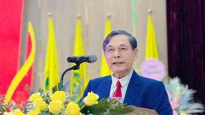 Đổi mới mô hình tăng trưởng kinh tế dựa trên năng suất, chất lượng, hiệu quả