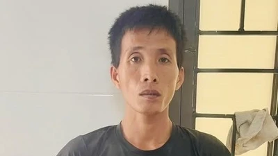Vụ bé gái lớp 5 bị bạo hành, bắt giữ cha dượng 