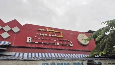 Vụ ngộ độc bánh mì ở TP HCM, tổng cộng 304 người nhập viện