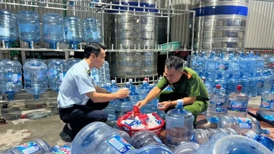 20.000 bình nước Lavie giả tuồn ra thị trường, nguy hại sức khỏe
