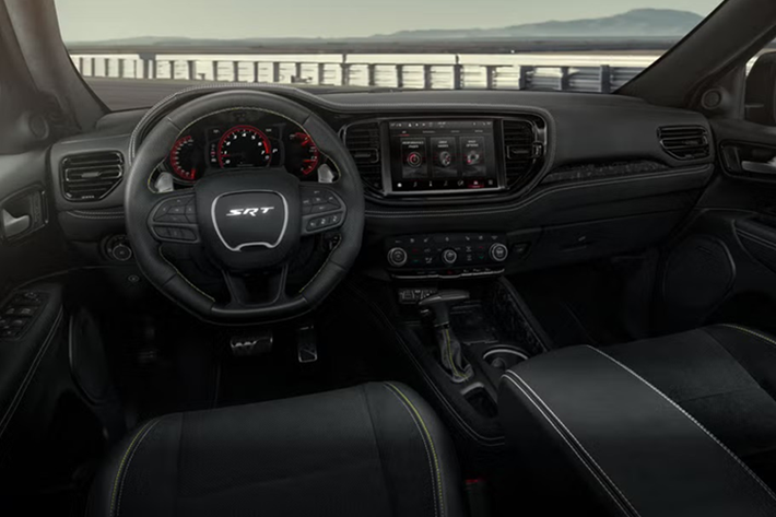 Đến lần này Dodge không nhắc đến phiên bản cuối cùng - "final edition", đồng nghĩa hãng đang cố gắng lên kế hoạch nhằm kéo dài thêm một năm nữa. Vào quý III năm nay, hãng sẽ công bố thêm mẫu Hellcat 7 chỗ.