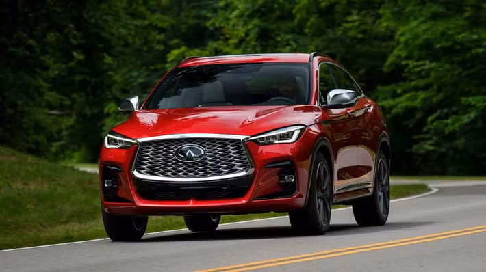 Tuy nhiên, Nissan không tiến hành thay động cơ cho toàn bộ các xe trong đợt triệu hồi ngay lập tức. Trước tiên, hãng yêu cầu các chủ xe đưa xe đến đại lý để tiến hành kiểm tra. Các thợ kỹ thuật sẽ tháo đáy các-te dầu và kiểm tra vòng bi để xác định xem có bị mài mòn hay không. Nếu phát hiện bất kỳ dị vật nào hoặc hư hỏng, động cơ sẽ được thay thế hoàn toàn. Nếu không có vấn đề, xe sẽ được lắp lại và thay dầu mới.