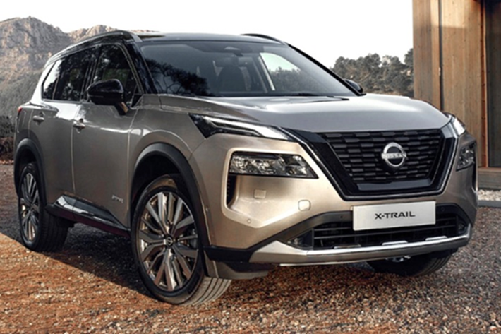 Đáng chú ý, Nissan X-Trail e-POWER e-4ORCE sẽ được nhập khẩu nguyên chiếc từ Nhật Bản, đánh dấu sự trở lại của X-Trail tại Đông Nam Á với công nghệ truyền động tiên tiến. Nissan X-Trail e-POWER e-4ORCE là mẫu SUV thuộc phân khúc cỡ C, cạnh tranh trực tiếp với Honda CR-V.