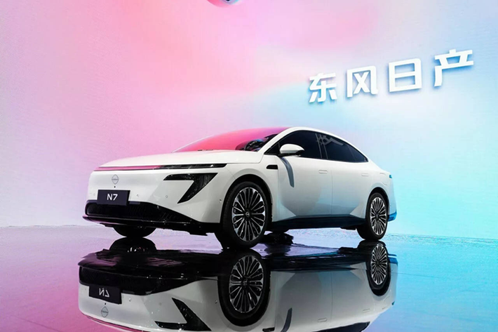 Đây là con số rất ấn tượng dù các mẫu xe điện mới tại Trung Quốc thường đạt doanh số sớm cao như vậy. Ví dụ, Mazda EZ-60 được cho là đã thu hút 20.000 đơn đặt trước chỉ trong vài tuần.