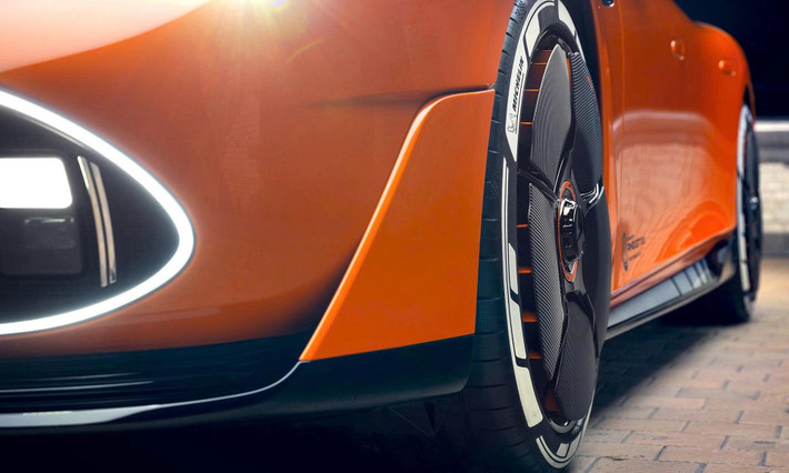 Mercedes-AMG GT XX Concept được phát triển trên nền tảng AMG Electric Architecture (AMG.EA) với hệ thống điện 800V, cho phép sạc siêu nhanh công suất 850 kW, đủ để tăng gần 400 km phạm vi di chuyển chỉ trong 5 phút.﻿