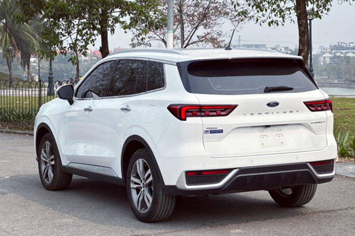 Tuy nhiên, với chiến lược ưu đãi sâu kết hợp thông tin về một bản nâng cấp lớn sắp ra mắt trong thời gian tới, Ford Territory hứa hẹn sẽ trở thành đối trọng đáng gờm, đặc biệt trong bối cảnh các hãng xe đang điều chỉnh giá để cạnh tranh mùa thấp điểm nửa đầu năm.