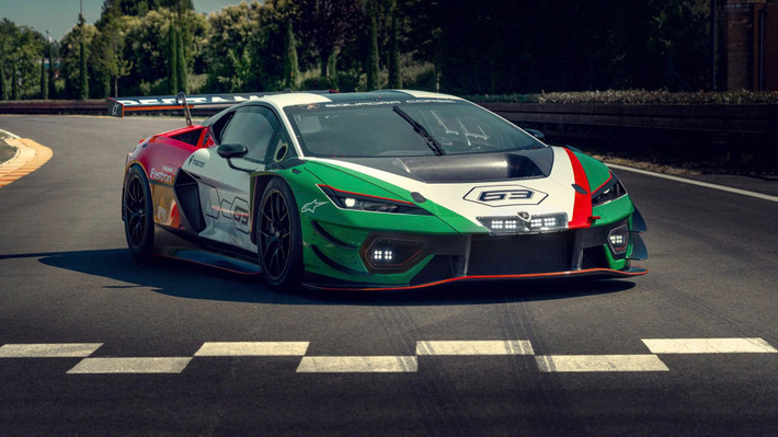 Lamborghini vừa chính thức giới thiệu mẫu xe đua Temerario GT3, đánh dấu bước ngoặt khi lần đầu tiên một mẫu GT3 được thiết kế, phát triển và sản xuất hoàn toàn nội bộ bởi đội ngũ Squadra Corse tại Sant’Agata, Ý. Đây là phiên bản đua của chiếc Temerario, mẫu siêu xe đường phố mới sẽ thay thế Huracán trong danh mục của Lamborghini.