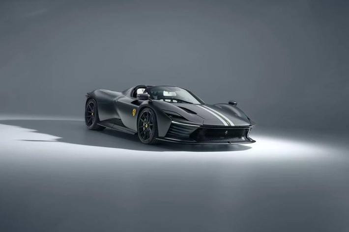 Như thường lệ, Novitec không công bố giá trị của gói nâng cấp này. Tại thời điểm ra mắt, Ferrari Daytona SP3 có giá khởi điểm từ 2,3 triệu USD, tuy nhiên chiếc thứ "599+1" đã được đấu giá thành công với số tiền lên đến 26 triệu USD.