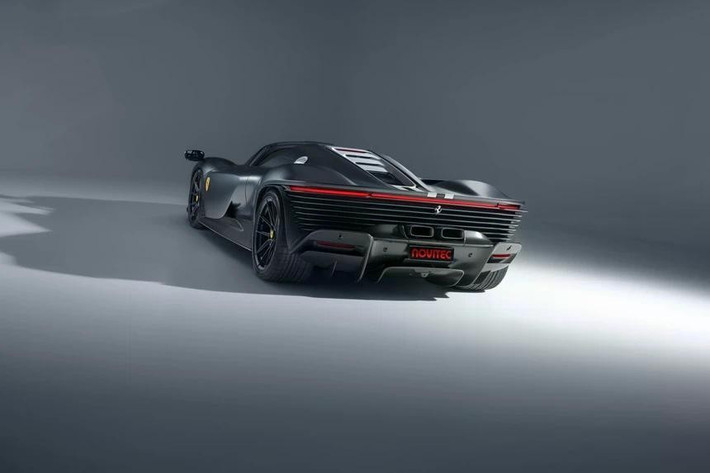 Hãng độ chưa công bố hiệu năng vận hành sau khi nâng cấp. Với cấu hình tiêu chuẩn, siêu xe có khả năng tăng tốc 0-100 km/h trong 2,85 giây và tốc độ tối đa hơn 340 km/h.