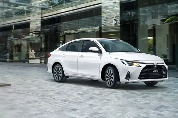 Tin đồn về phiên bản hybrid mới của dòng xe Toyota Vios đã xuất hiện trong làng ôtô Đông Nam Á trong vài năm qua. Đến nay, thông tin về thời điểm ra mắt của mẫu xe này đã được giới báo chí Thái Lan hé lộ.