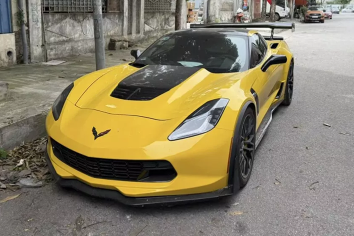 Số lượng dòng xe thể thao Chevrolet Corvette C7 tại Việt Nam khoảng gần 10 chiếc, và tập trung chủ yếu ở 2 thành phố lớn là Tp.HCM cũng như Hà Nội, cùng 1 số tỉnh thành như Cần Thơ, Bình Dương hay ở Hà Nam.