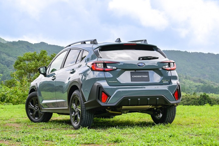 Tương tự Subaru Forester, Crosstrek cũng có gói công nghệ an toàn chủ động EyeSight 4.0 nổi tiếng với những tính năng như phanh tự động phòng tránh va chạm, đánh lái khẩn cấp tự động, kiểm soát hành trình thích ứng, định tâm làn đường và hỗ trợ giữ làn đường.