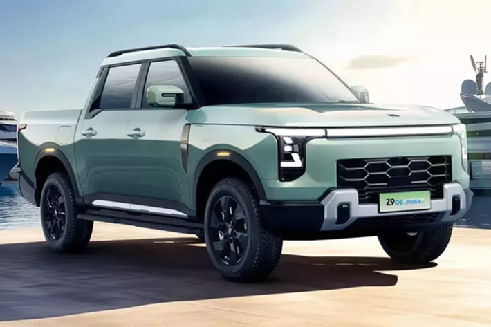 Với những ai đang tìm kiếm một mẫu xe bán tải cỡ trung giá rẻ, Trung Quốc đang âm thầm trở thành kho báu với nhiều lựa chọn đáng ngạc nhiên. Một trong số đó có dòng Z9 mới của Zhengzhou Nissan. Zhengzhou Nissan là chi nhánh chuyên sản xuất bán tải của liên doanh Dongfeng-Nissan.