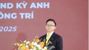 Vingroup đi làm thép, 'vua thép' đi làm bất động sản