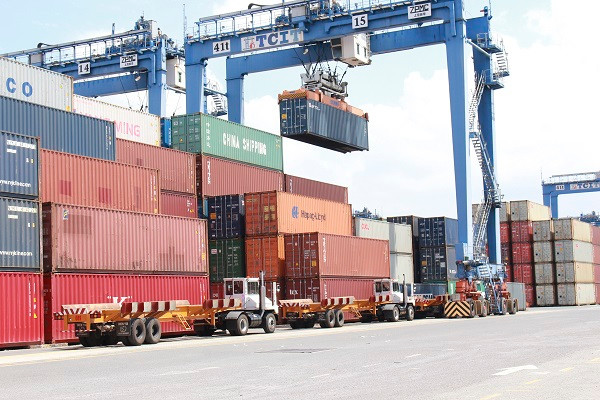 Cang bien Ba Ria - Vung Tau nhon nhip dau Xuan-Hinh-2