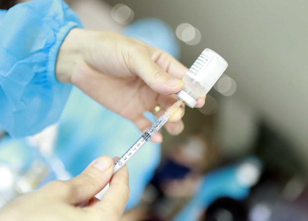 Các nước đang tiêm vaccine ngừa Covid-19 cho trẻ em như thế nào? - Hình 2 Cac nuoc dang tiem vaccine ngua Covid-19 cho tre em nhu the nao?-Hinh-2