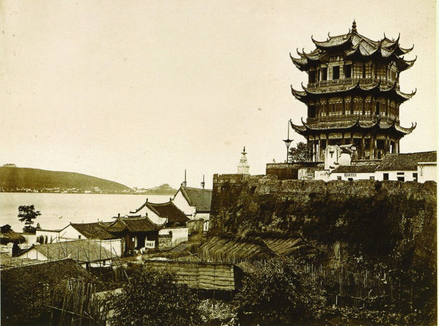 Trước khi bị phong tỏa vì virus corona, thành phố Vũ Hán có gì? - Hình 10 Truoc khi bi phong toa vi virus corona, thanh pho Vu Han co gi?-Hinh-10