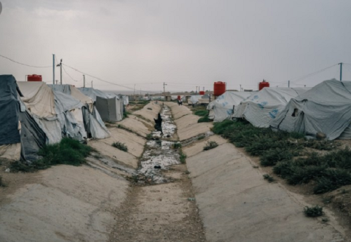 Đột nhập “địa ngục” nhốt hàng nghìn tù binh IS tại Syria - Hình 6 Dot nhap “dia nguc” nhot hang nghin tu binh IS tai Syria-Hinh-6
