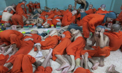 Đột nhập “địa ngục” nhốt hàng nghìn tù binh IS tại Syria Dot nhap “dia nguc” nhot hang nghin tu binh IS tai Syria