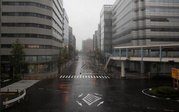 Sức tàn phá khủng khiếp của siêu bão Hagibis ở Nhật Bản - Hình 11 Suc tan pha khung khiep cua sieu bao Hagibis o Nhat Ban-Hinh-11