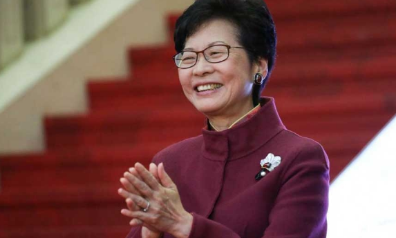 Tìm hiểu về người phụ nữ quyền lực nhất Hong Kong - Hình 8 Tim hieu ve nguoi phu nu quyen luc nhat Hong Kong-Hinh-8