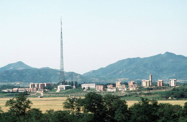 Ngôi làng bí ẩn Kijong-dong ở biên giới liên Triều - Hình 3 Ngoi lang bi an Kijong-dong o bien gioi lien Trieu-Hinh-3
