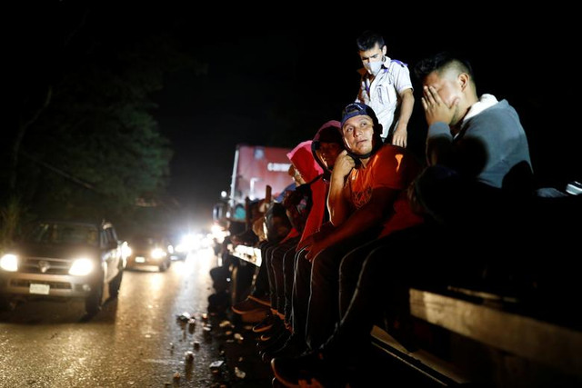 Hàng nghìn người di cư vạ vật tới Mỹ giữa “bão” COVID-19 - Hình 9 Hang nghin nguoi di cu va vat toi My giua “bao” COVID-19-Hinh-9