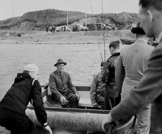 Thú vui bình dân của các nhà lãnh đạo thế giới - Hình 9 Thu vui binh dan cua cac nha lanh dao the gioi-Hinh-9